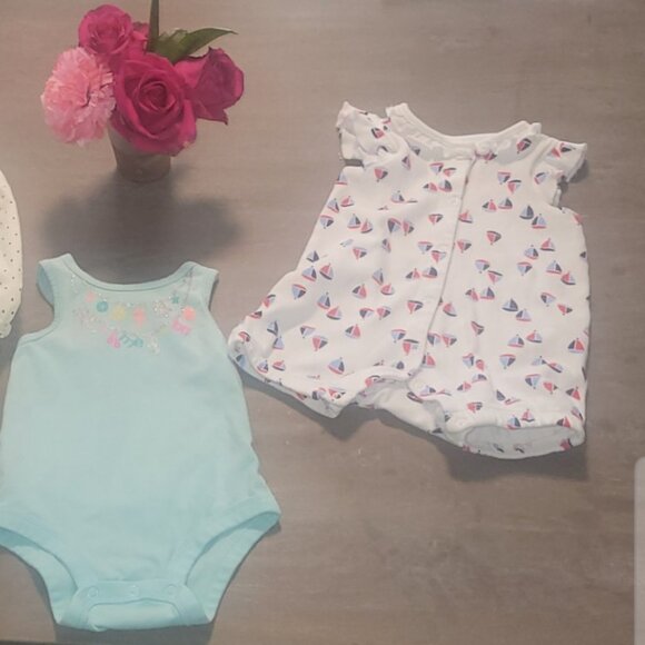 Lot of 3 : Baby One Piece Sets, Blue, White, Cream - Picture 6 of 6
